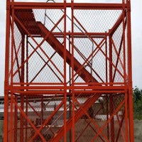 施工安全梯笼价格「合新建筑」香蕉式爬梯/加工棚出售@云南昆明