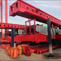 福建长螺旋钻机/河北鼎峰工程公司订做履带式钻机
