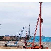江苏长螺旋钻机~河北鼎峰工程公司制造26米长螺旋钻机