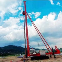 山东履带螺旋钻机-河北鼎峰工程公司加工履带钻机